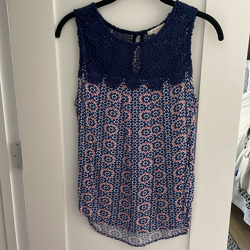 Ella moss small top